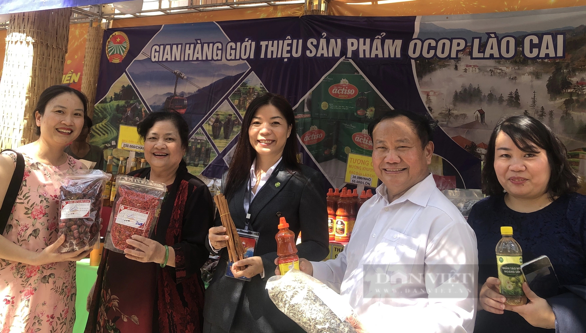 Phó Chủ tịch T.Ư Hội Nông dân Việt Nam dự lễ hội quảng bá các sản phẩm OCOP tại Bình Thuận- Ảnh 4.