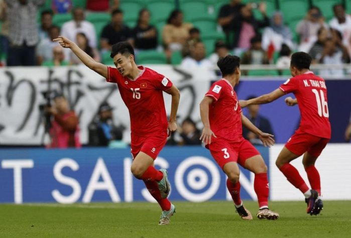 3 tài năng trẻ nào của bóng đá Việt Nam có thể "hóa rồng" trong năm 2024?- Ảnh 3.