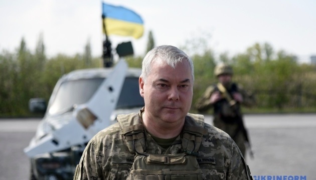 Tướng Ukraine ngậm ngùi chia sẻ biết tin bị Tổng thống Zelensky sa thải qua báo chí- Ảnh 1.