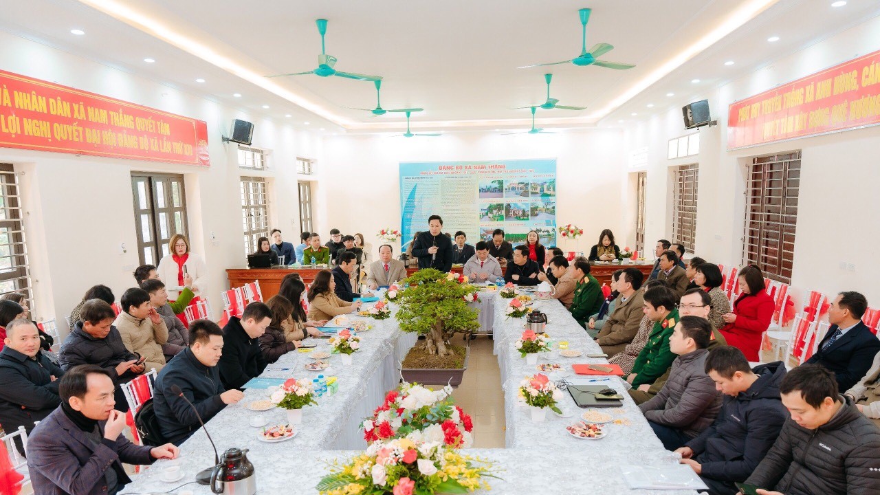 Một xã ở Nam Định vừa được công nhận nông thôn mới kiểu mẫu có trường học đạt chuẩn quốc gia, wifi phát miễn phí- Ảnh 1.