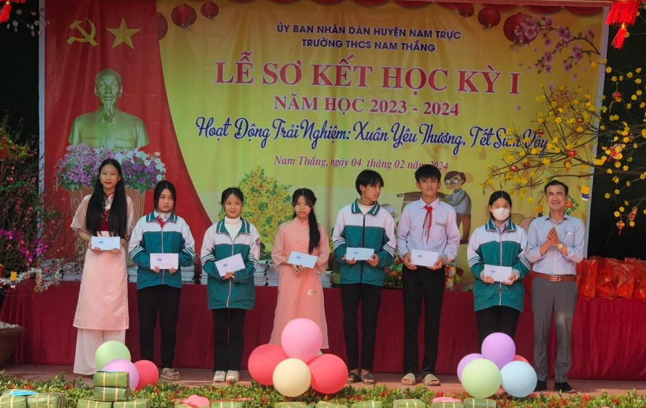 Một xã ở Nam Định vừa được công nhận nông thôn mới kiểu mẫu có trường học đạt chuẩn quốc gia, wifi phát miễn phí- Ảnh 5.