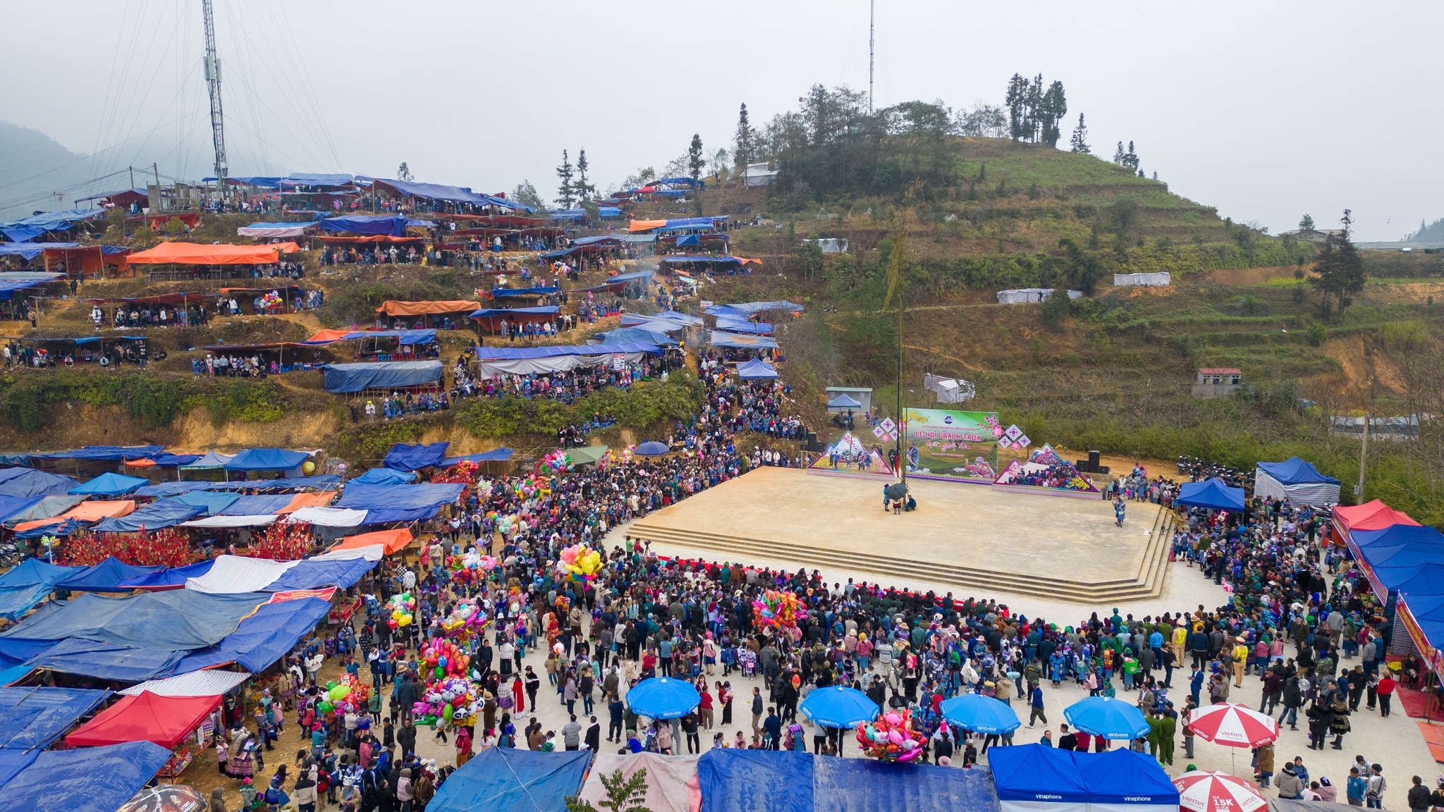Lào Cai: Đón trên 265 nghìn lượt du khách trong kỳ nghỉ tết Nguyên đán Giáp Thìn- Ảnh 2.