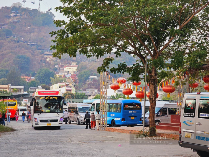 Thiên thời địa lợi nhân hòa cho bà con hành hương đến TP.Châu Đốc đảnh lễ Miếu Bà Chúa Xứ- Ảnh 6.