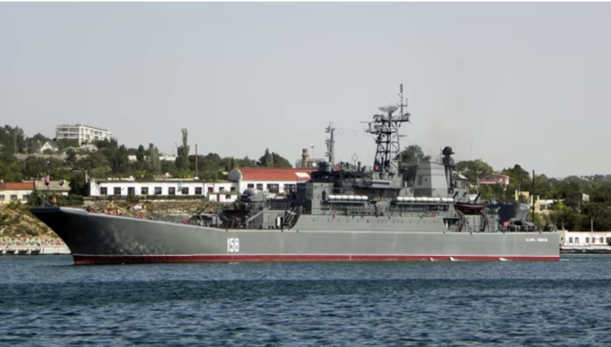 Ukraine: Hầu hết thủy thủ đoàn tàu đổ bộ Nga Tsezar Kunikov không thể sống sót- Ảnh 1.