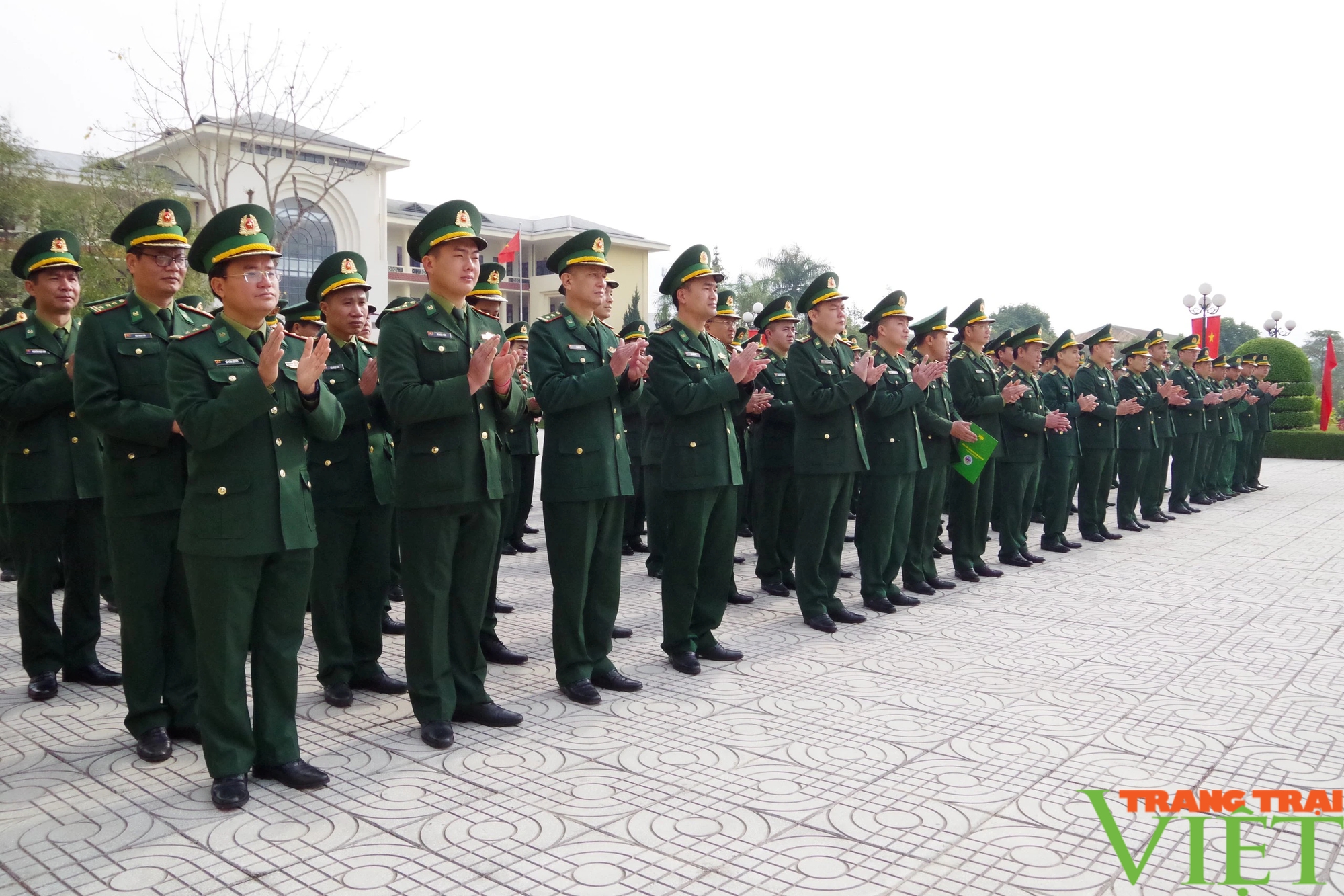 BĐBP tỉnh Lai Châu với phong trào Tết trồng cây "Đời đời nhớ ơn Bác Hồ"- Ảnh 4.