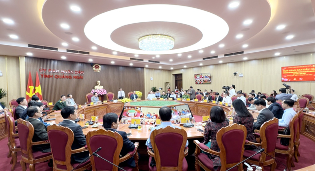 Chủ tịch tỉnh Quảng Ngãi yêu cầu các sở, ngành “bắt nhịp” công việc ngay từ đầu năm- Ảnh 1.