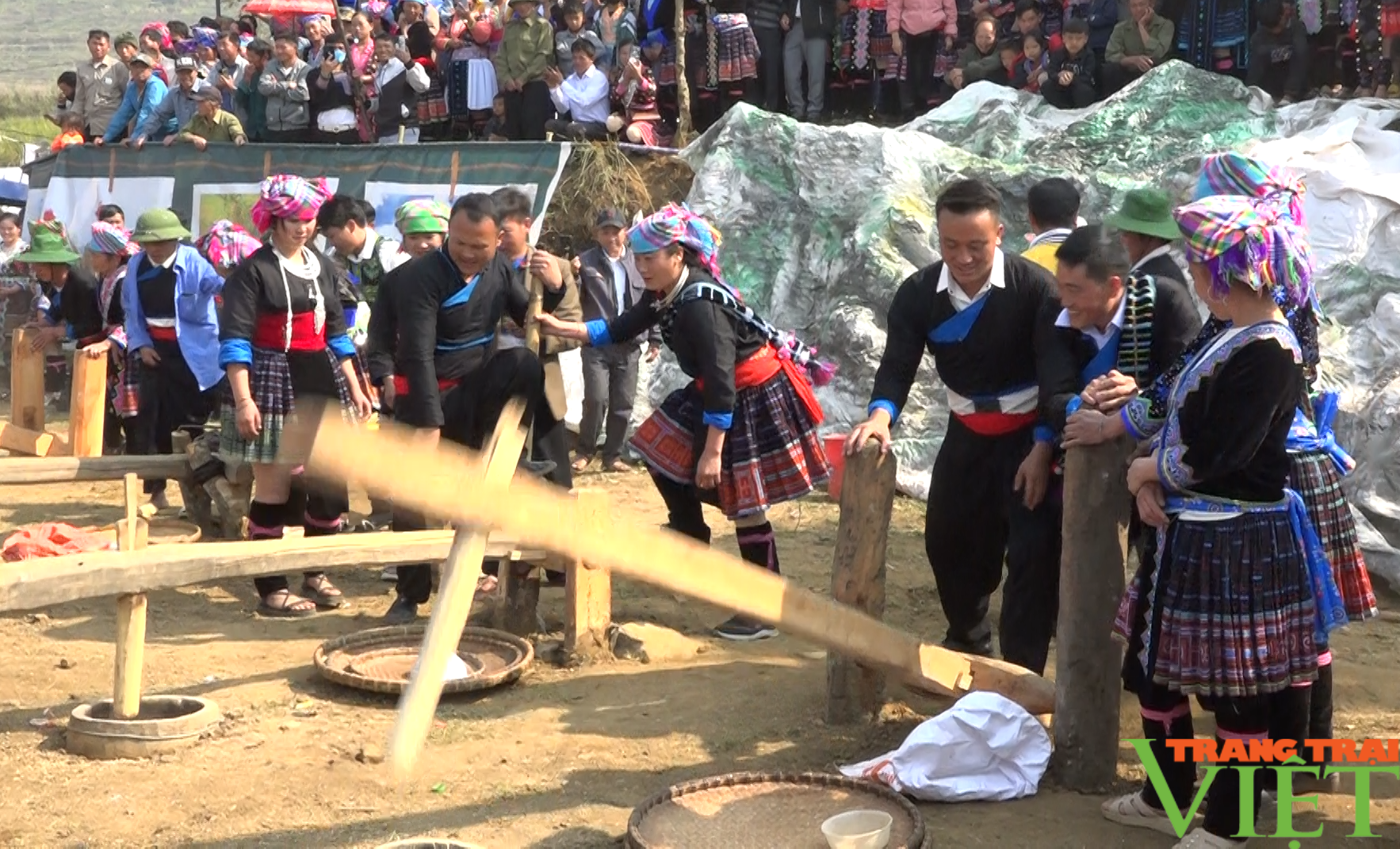 Khám phá Lai Châu qua lễ hội Grâuk Taox Cha của bà con người Mông- Ảnh 4.