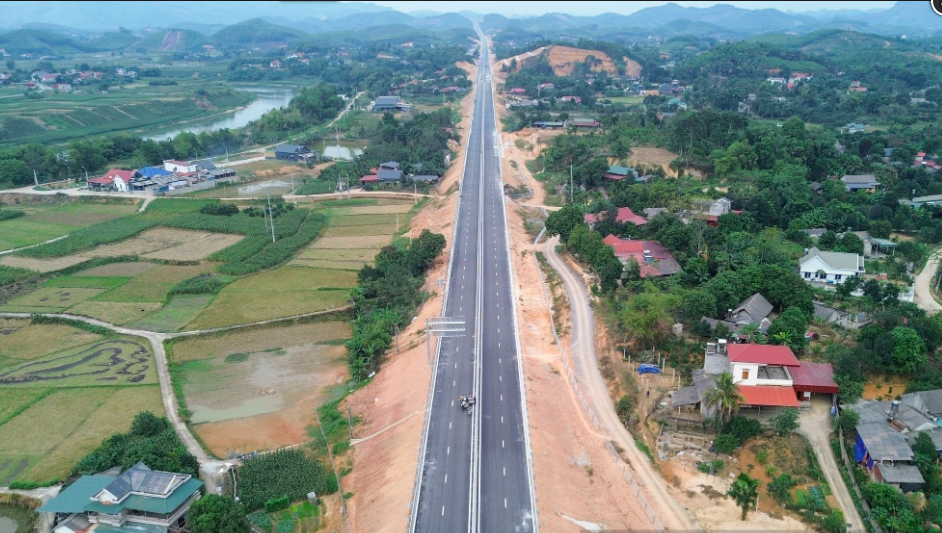 Đề nghị tiếp tục triển khai dự án cao tốc Tuyên Quang - Hà Giang giai đoạn 1- Ảnh 1.