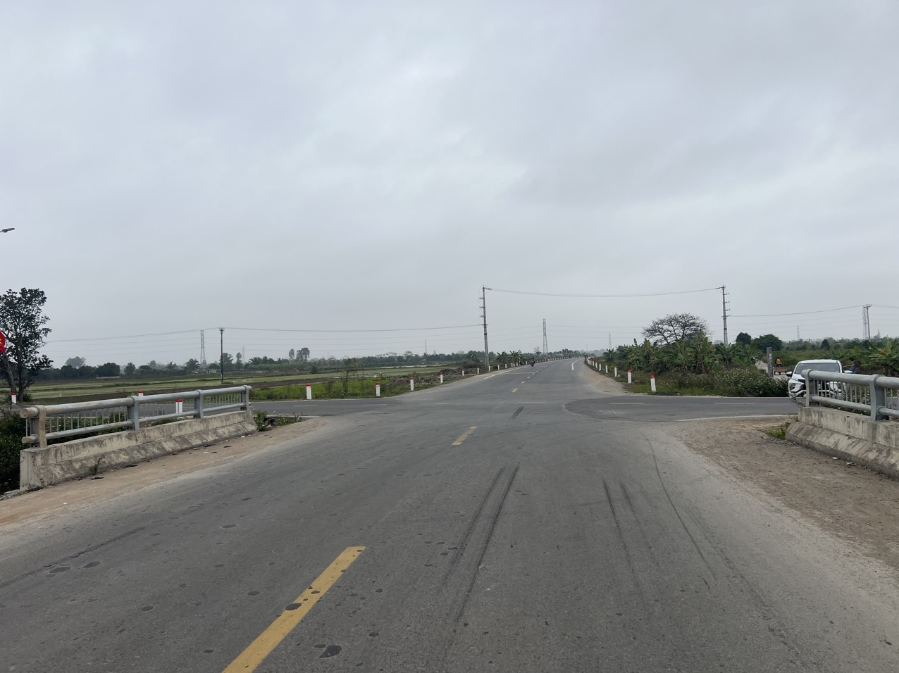 Vụ ngã tư "tử thần" ở Hải Phòng: Huyện Vĩnh Bảo đề nghị lắp đèn tín hiệu ở các nút giao trên quốc lộ 37- Ảnh 2.