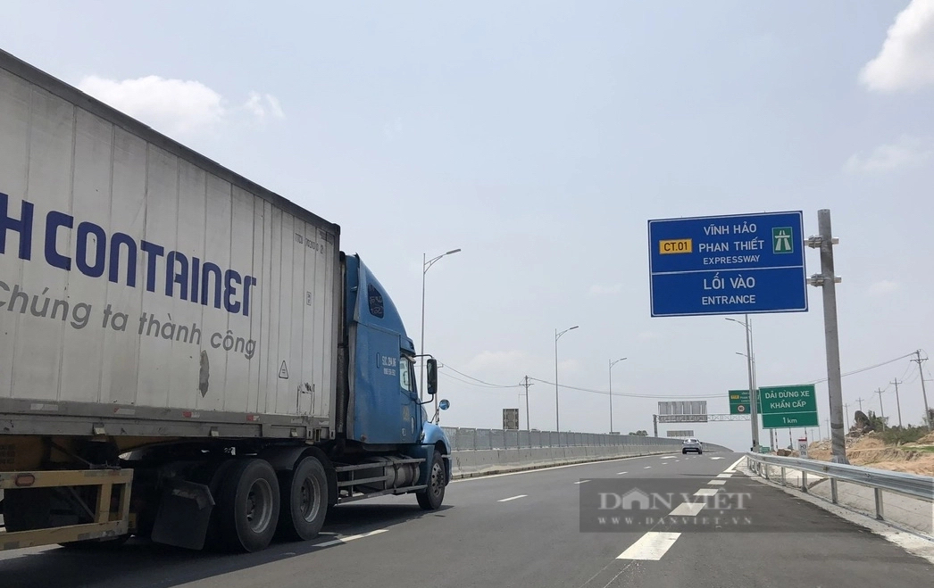 Bình Thuận kiến nghị "khẩn" liên quan đến an toàn giao thông trên cao tốc Vĩnh Hảo – Phan Thiết- Ảnh 1.