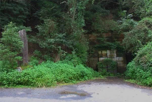 Đường hầm Inunaki và những sự thật ghê rợn về con đường dẫn vào "Ngôi Làng Tử Khí" ở Nhật Bản- Ảnh 9.