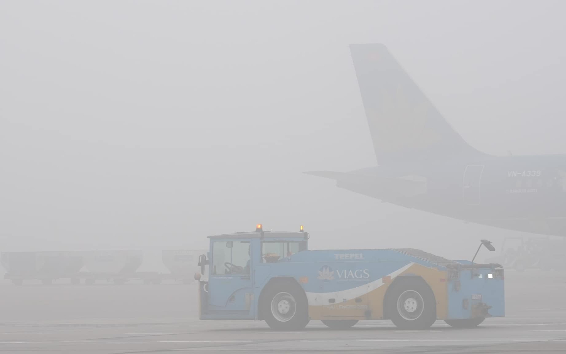 Nóng: Ngày 23 tháng Chạp, hàng không điều chỉnh giờ khởi hành hàng loạt chuyến bay vì sương mù