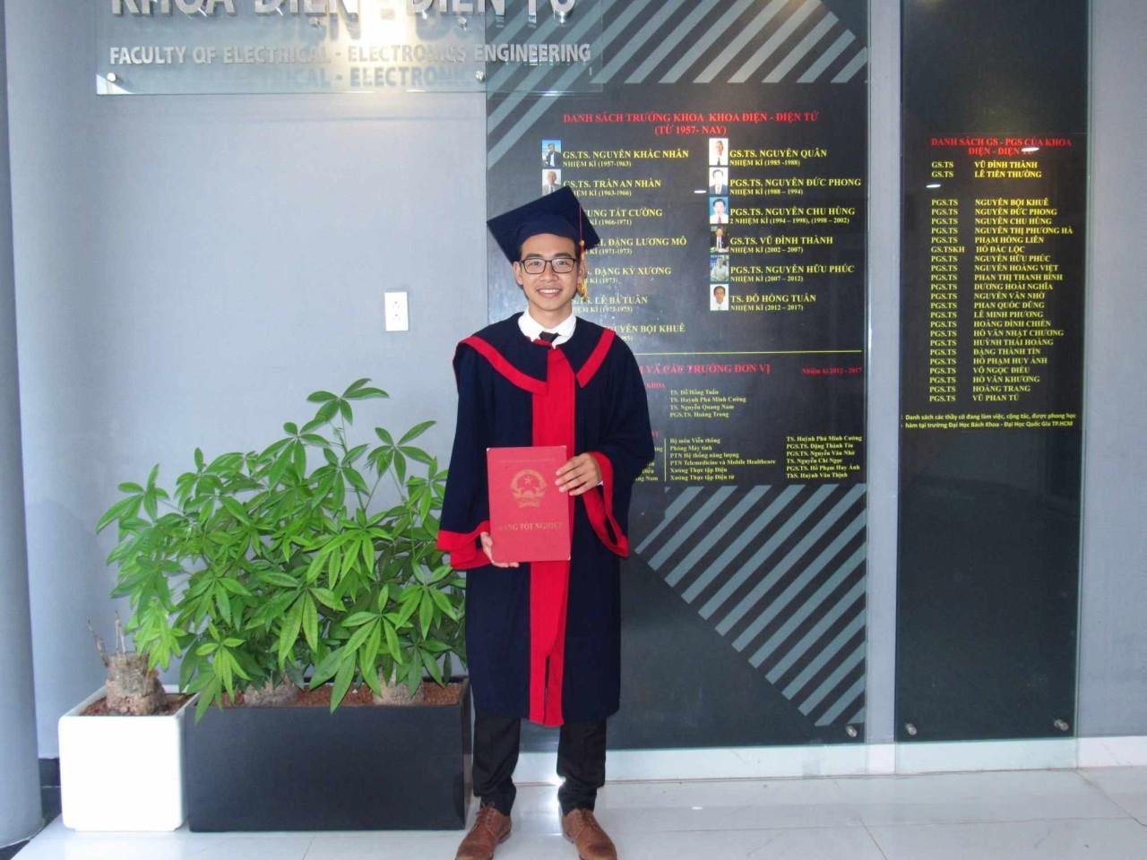 Theo đuổi đam mê trí tuệ nhân tạo, chàng trai xứ Nẫu được đại học hàng đầu Úc trao học bổng tuyển thẳng Tiến sĩ- Ảnh 1.