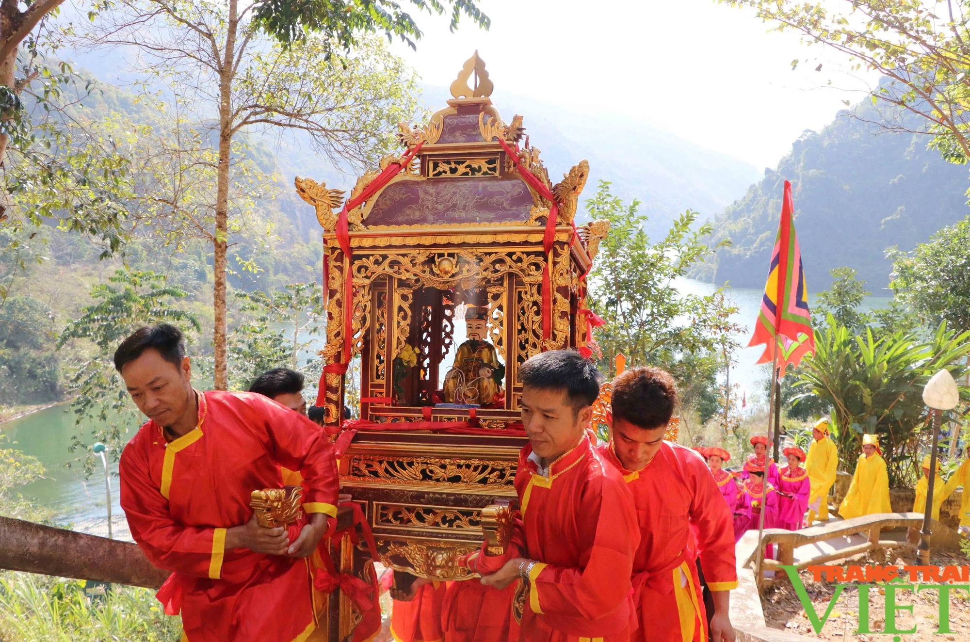 Lai Châu tổ chức Lễ hội Đền thờ Vua Lê Thái Tổ- Ảnh 5.