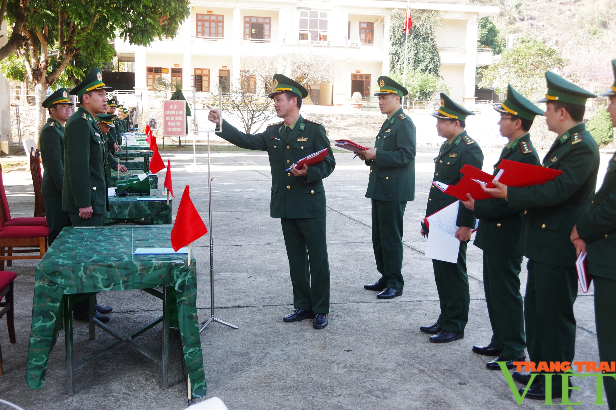 Biên phòng Sơn La nâng cao chất lượng huấn luyện năm 2024- Ảnh 1.