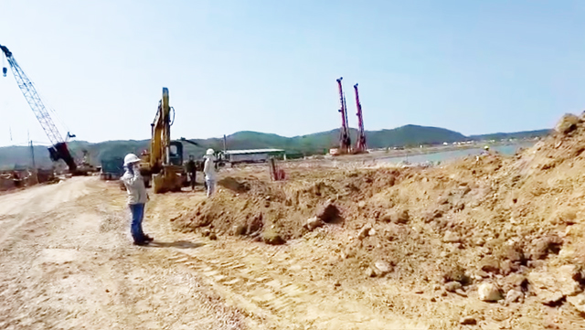 Quảng Ngãi hoàn thành đấu giá 1 số lượng mỏ đất san lấp “khủng”- Ảnh 1.