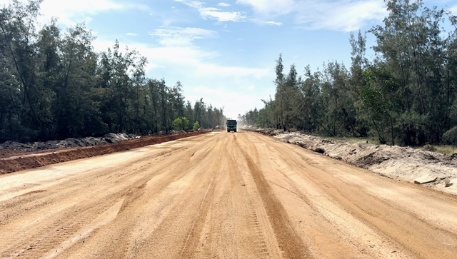 Quảng Ngãi hoàn thành đấu giá 1 số lượng mỏ đất san lấp “khủng”- Ảnh 5.