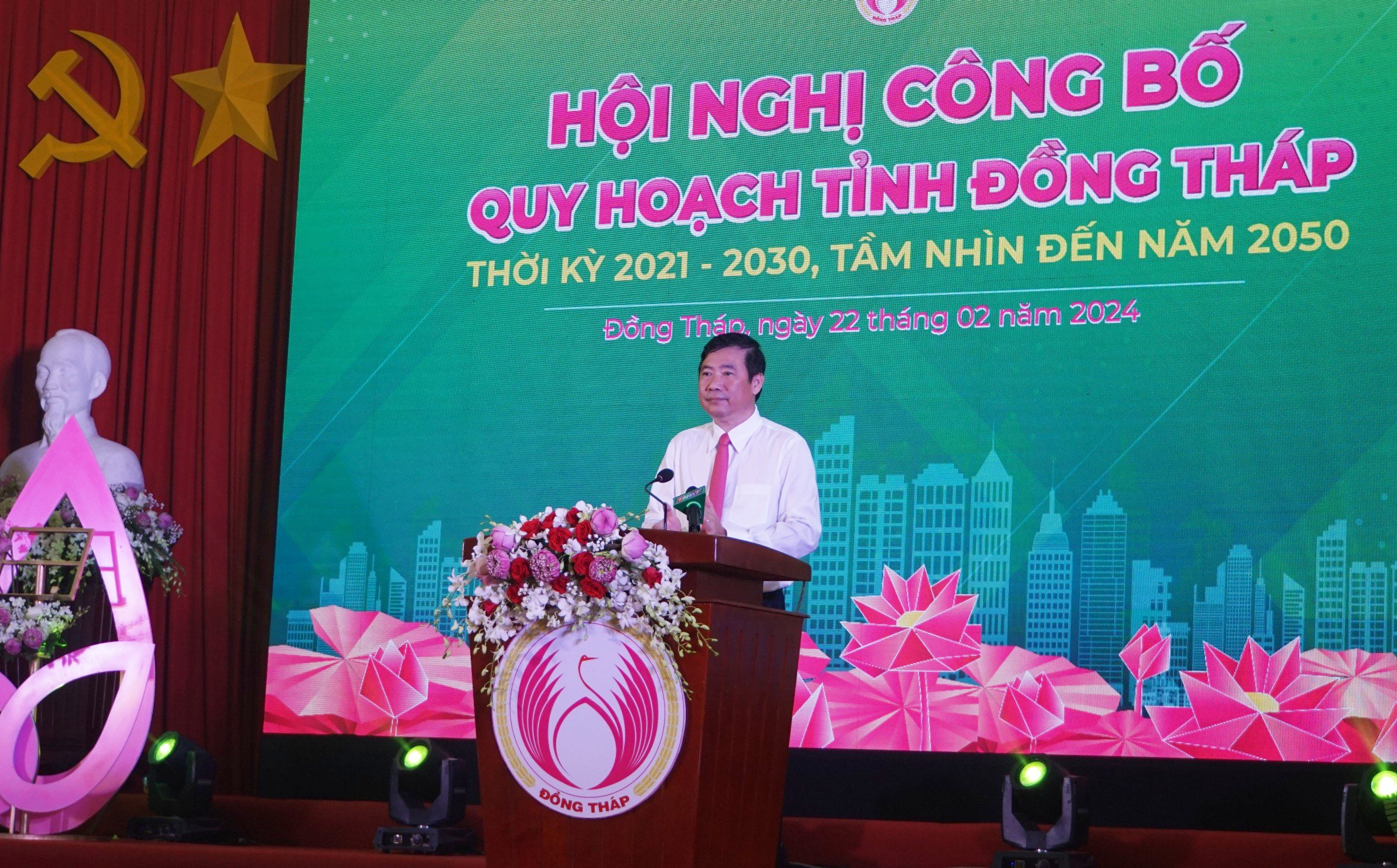 Phó Thủ tướng Lê Minh Khái mong muốn nhiều nhà đầu tư, tổ chức quốc tế đầu tư vào tỉnh Đồng Tháp- Ảnh 2.