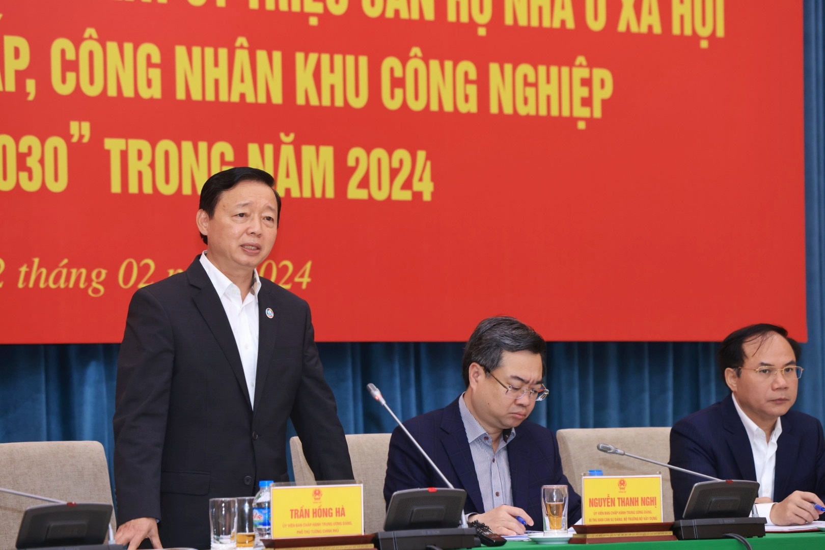 Phó Thủ tướng Trần Hồng Hà: "Cần phải đơn giản hóa các tiêu chí xác định đối tượng được mua nhà ở xã hội"- Ảnh 2.