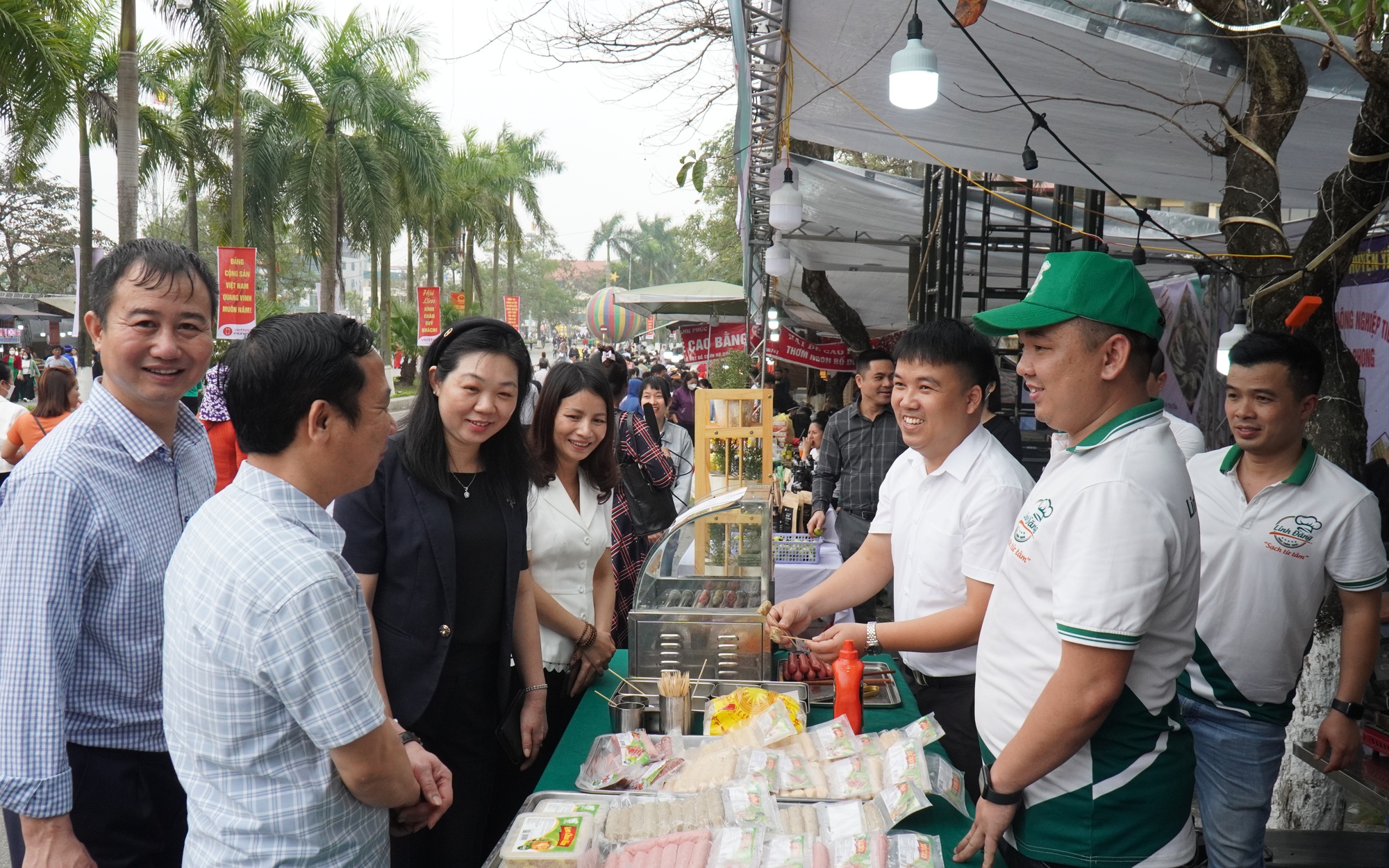 Hội Lim Xuân Ất Tỵ năm 2025: Nhiều hoạt động đặc sắc, không còn tình trạng “chặt chém” giá vé gửi xe?- Ảnh 2.