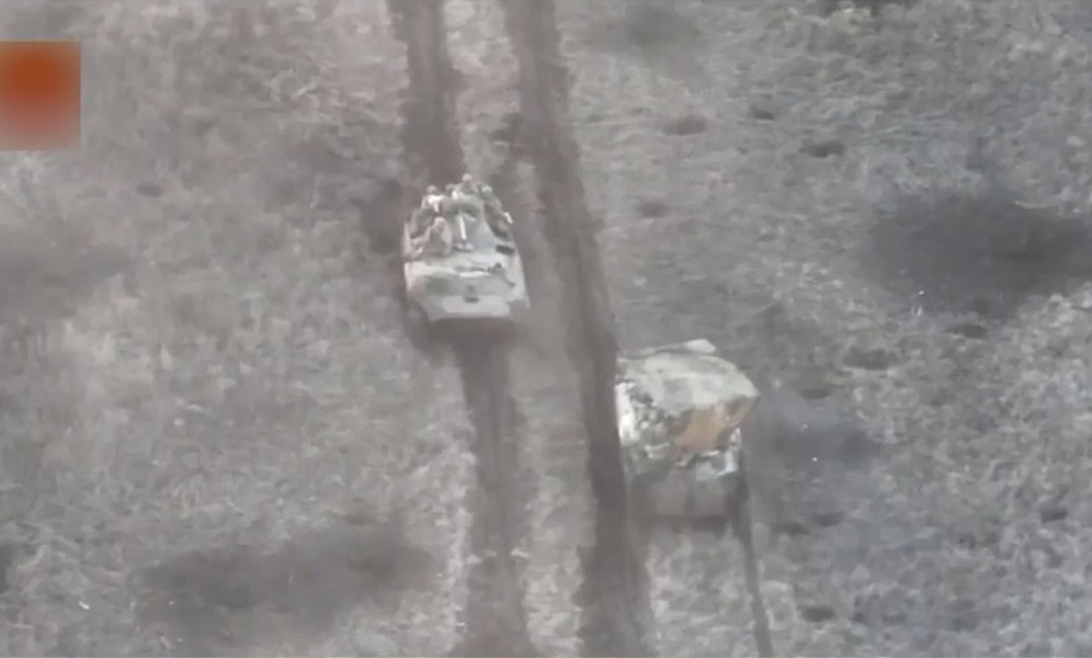 Nga bắt đầu sử dụng hàng loạt "xe tăng đồ cổ" làm mũi nhọn tấn công trên chiến trường- Ảnh 10.