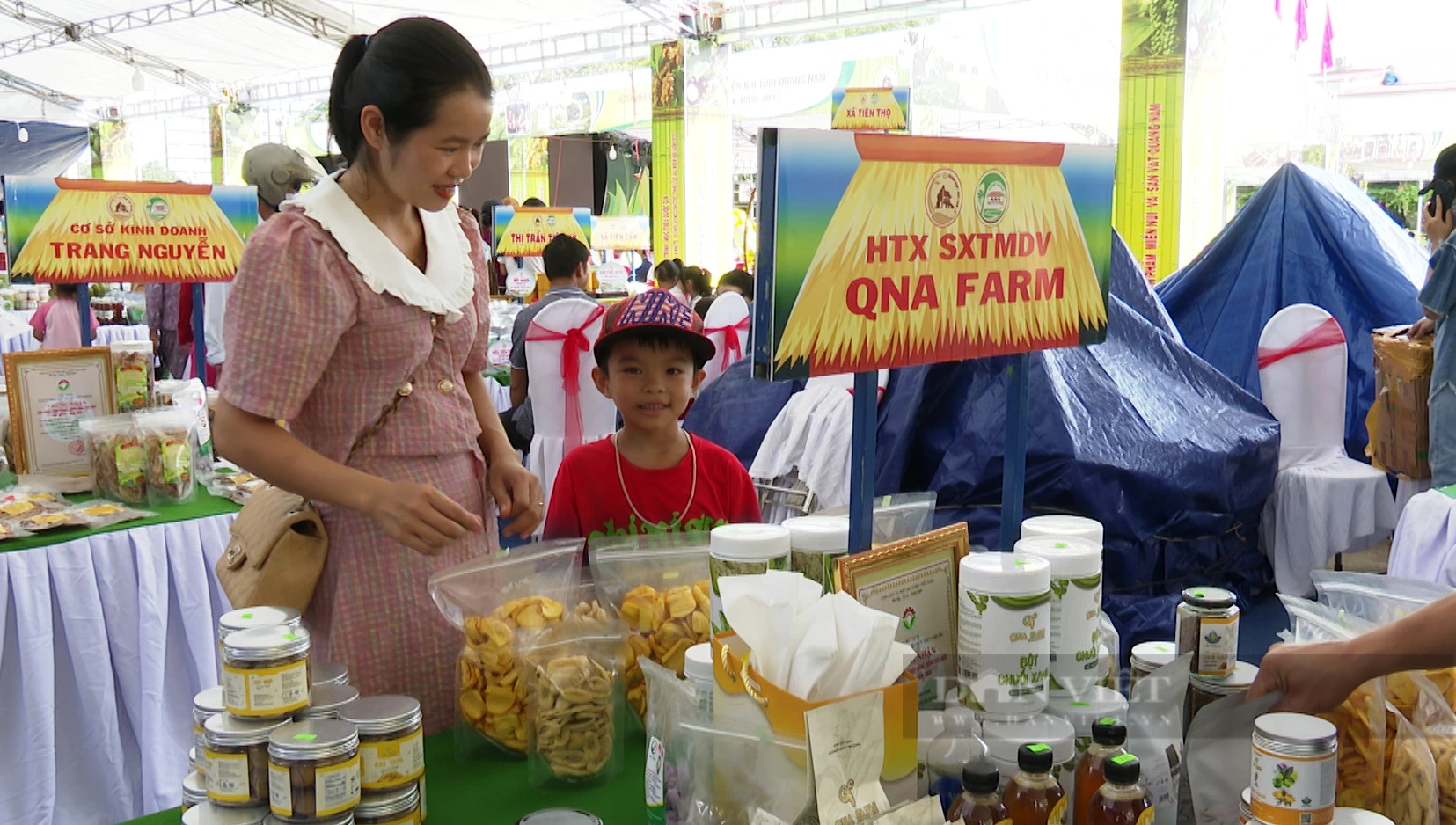 Nữ giám đốc 9X ở Quảng Nam làm giàu từ 3 loại bột tốt cho sức khỏe, có cả bột chuối xanh- Ảnh 4.