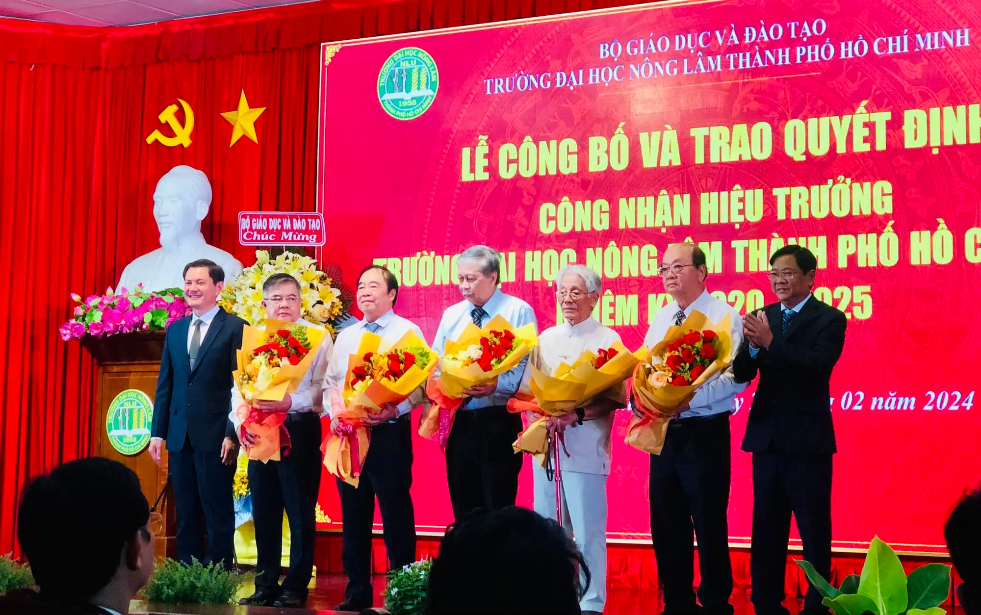 Tân Hiệu trưởng Trường ĐH Nông Lâm TP.HCM: Mong muốn xây dựng trường đại học hạnh phúc- Ảnh 4.