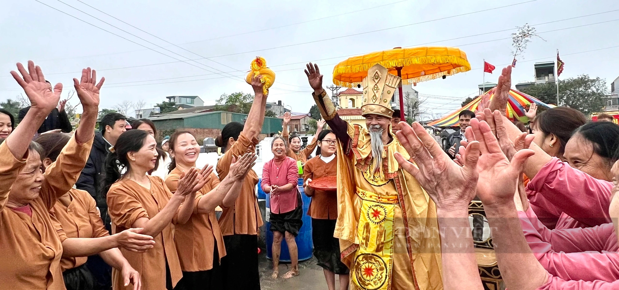 "Vua Hùng đi cấy" ở thành phố ngã ba sông Việt Trì- Ảnh 19.