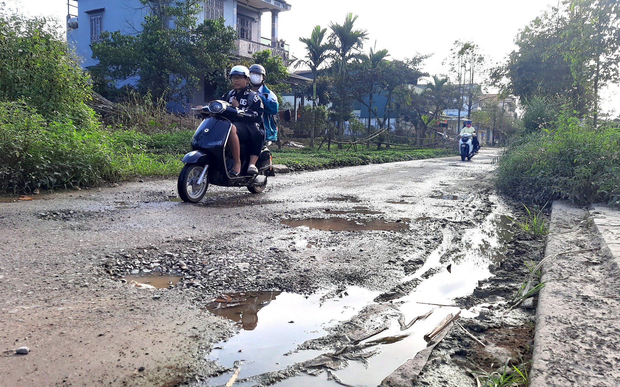 Dự án đường chậm tiến độ ở Quảng Trị vì lý do muôn thuở