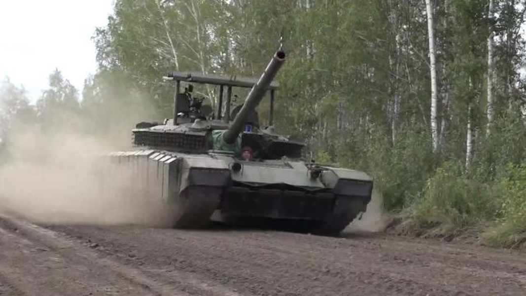 Xe tăng T-80BVM vẫn là chiến xa được ưa thích nhất của Quân đội Nga- Ảnh 3.
