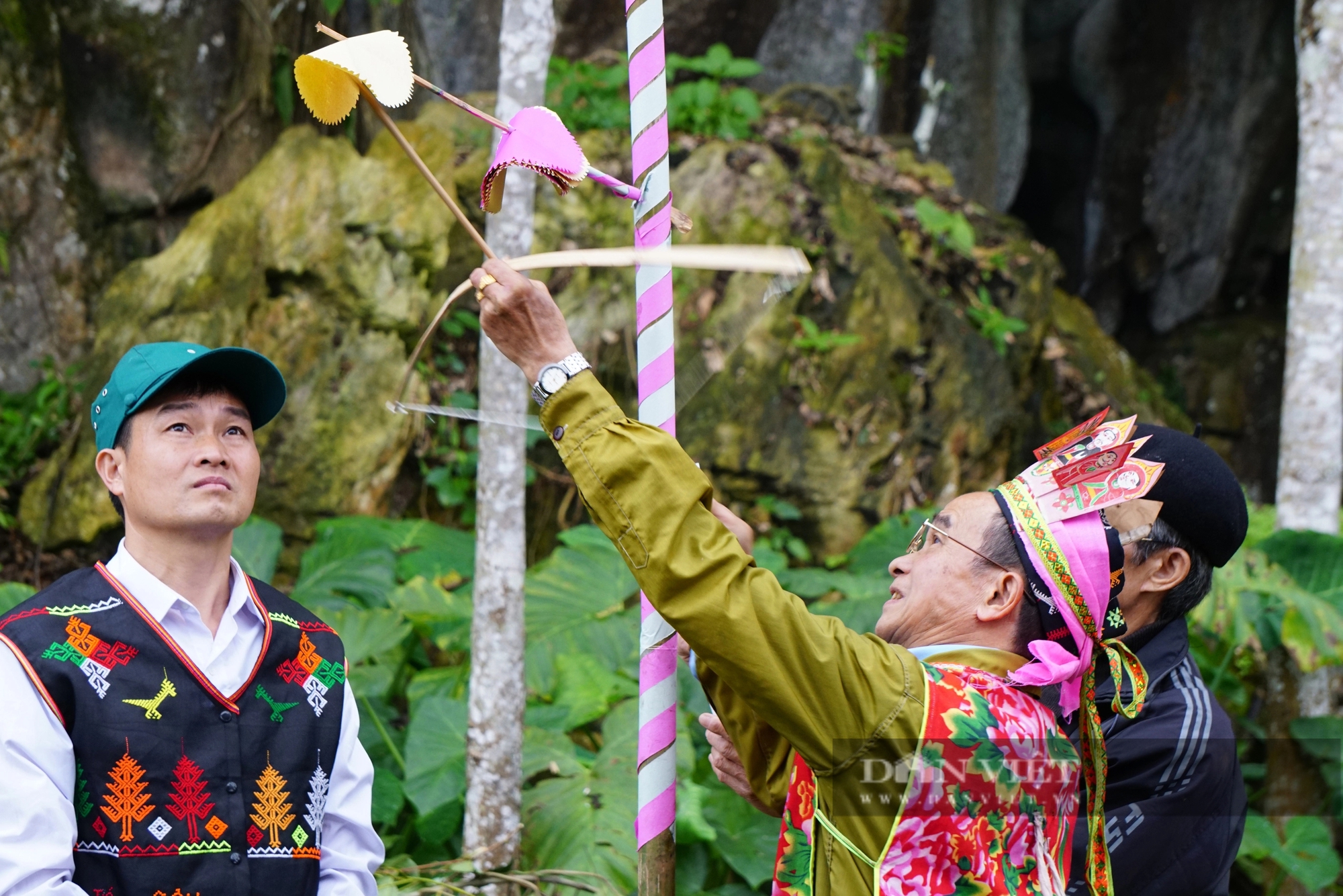 Giữ gìn văn hóa các dân tộc ở "đất ngọc" Lục Yên qua hàng loạt lễ hội mùa Xuân- Ảnh 2.