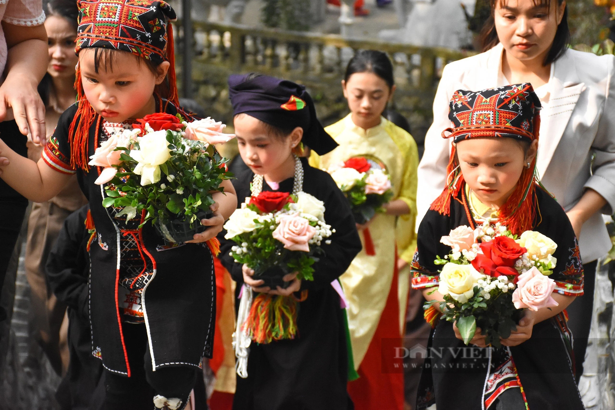 Giữ gìn văn hóa các dân tộc ở "đất ngọc" Lục Yên qua hàng loạt lễ hội mùa Xuân- Ảnh 3.