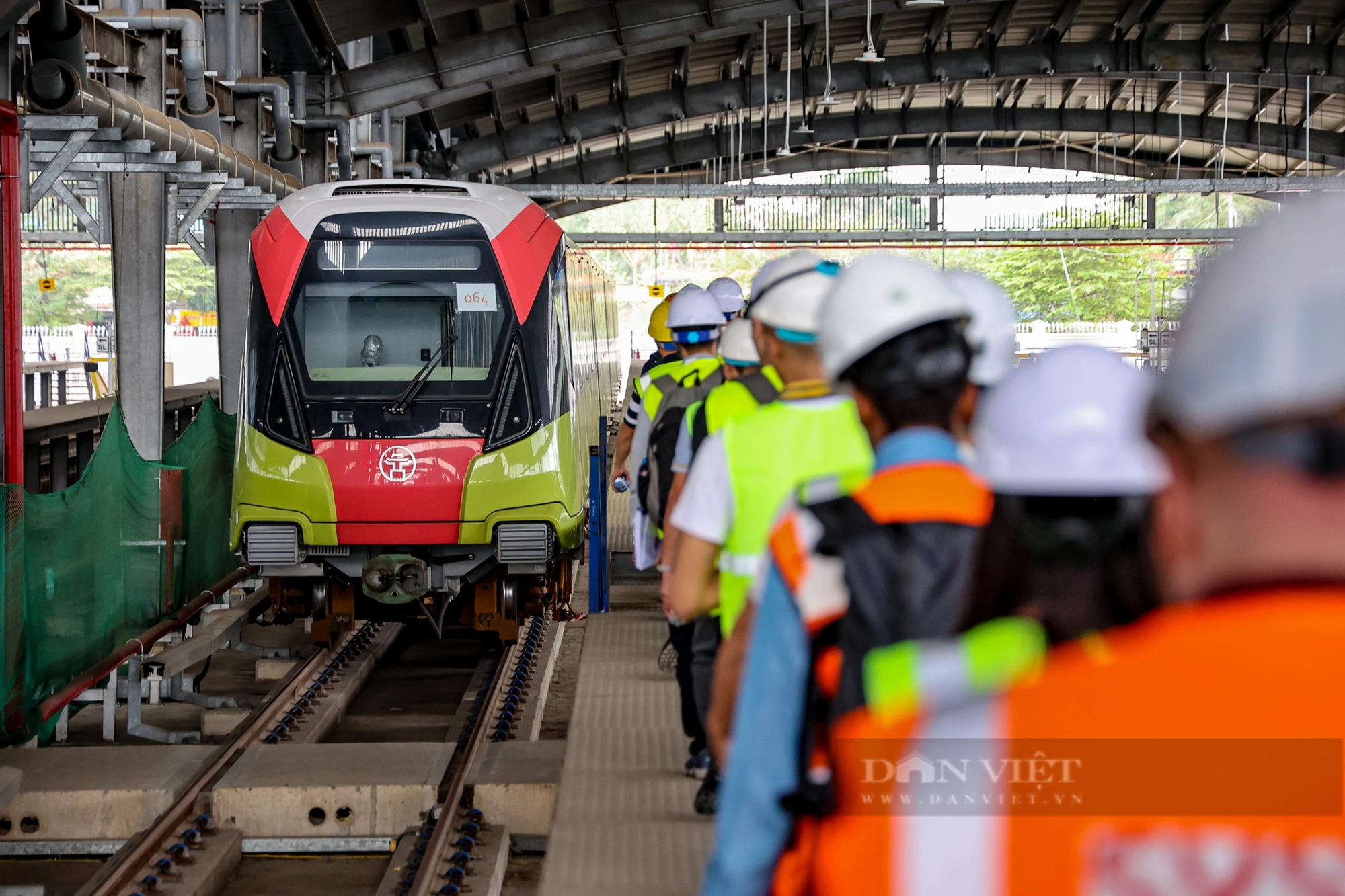"Mục sở thị" nơi đào tạo lái tàu tuyến metro Nhổn - ga Hà Nội- Ảnh 5.
