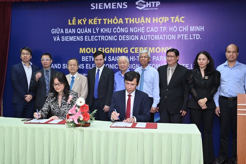 Khu Công nghệ cao TP.HCM hợp tác với Siemens phát triển nhân lực ngành công nghiệp bán dẫn- Ảnh 1.