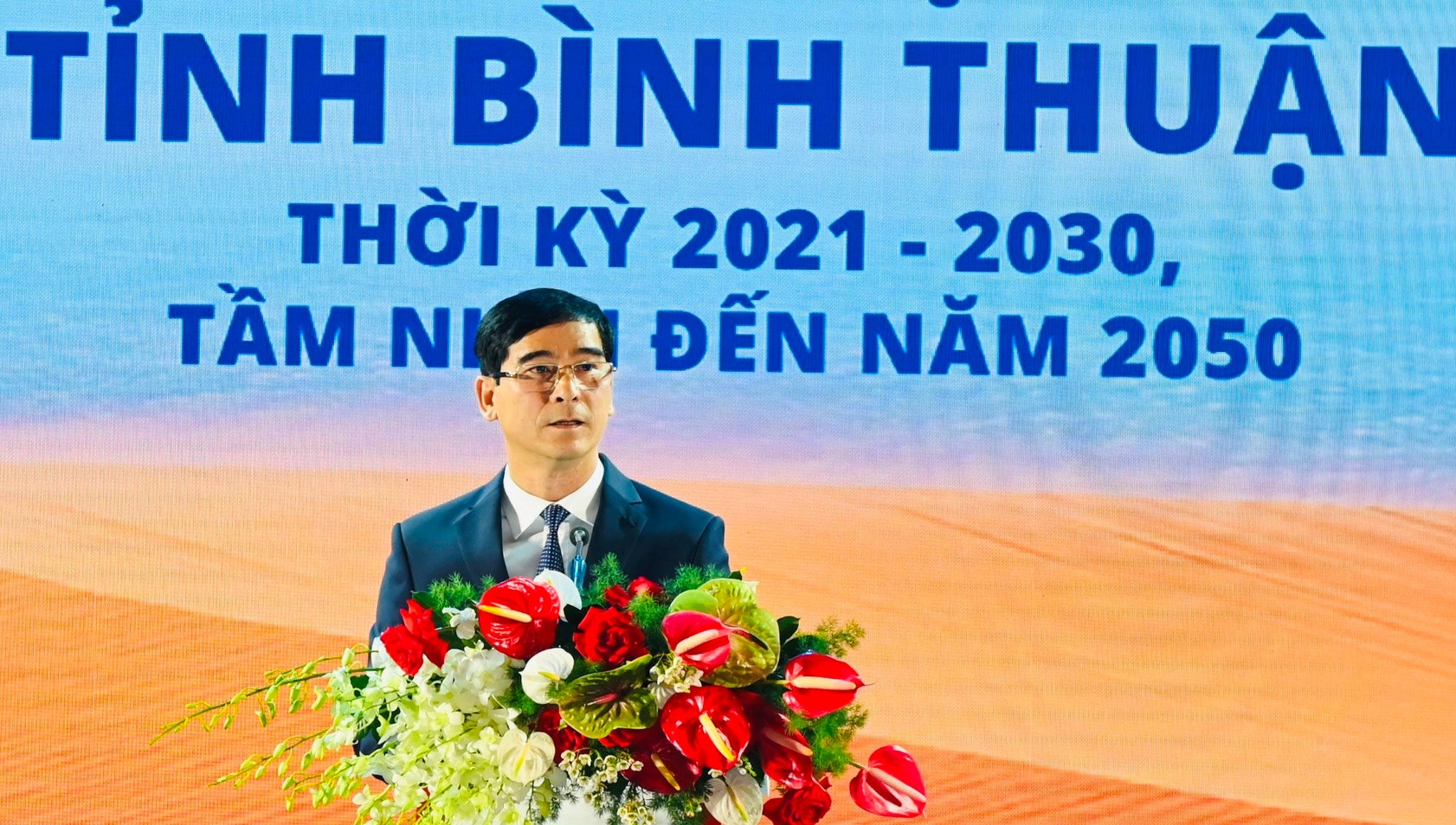 Bình Thuận công bố Quy hoạch thời kỳ 2021 - 2030, tầm nhìn đến năm 2050, trao giấy chứng nhận cho những dự án lớn- Ảnh 5.