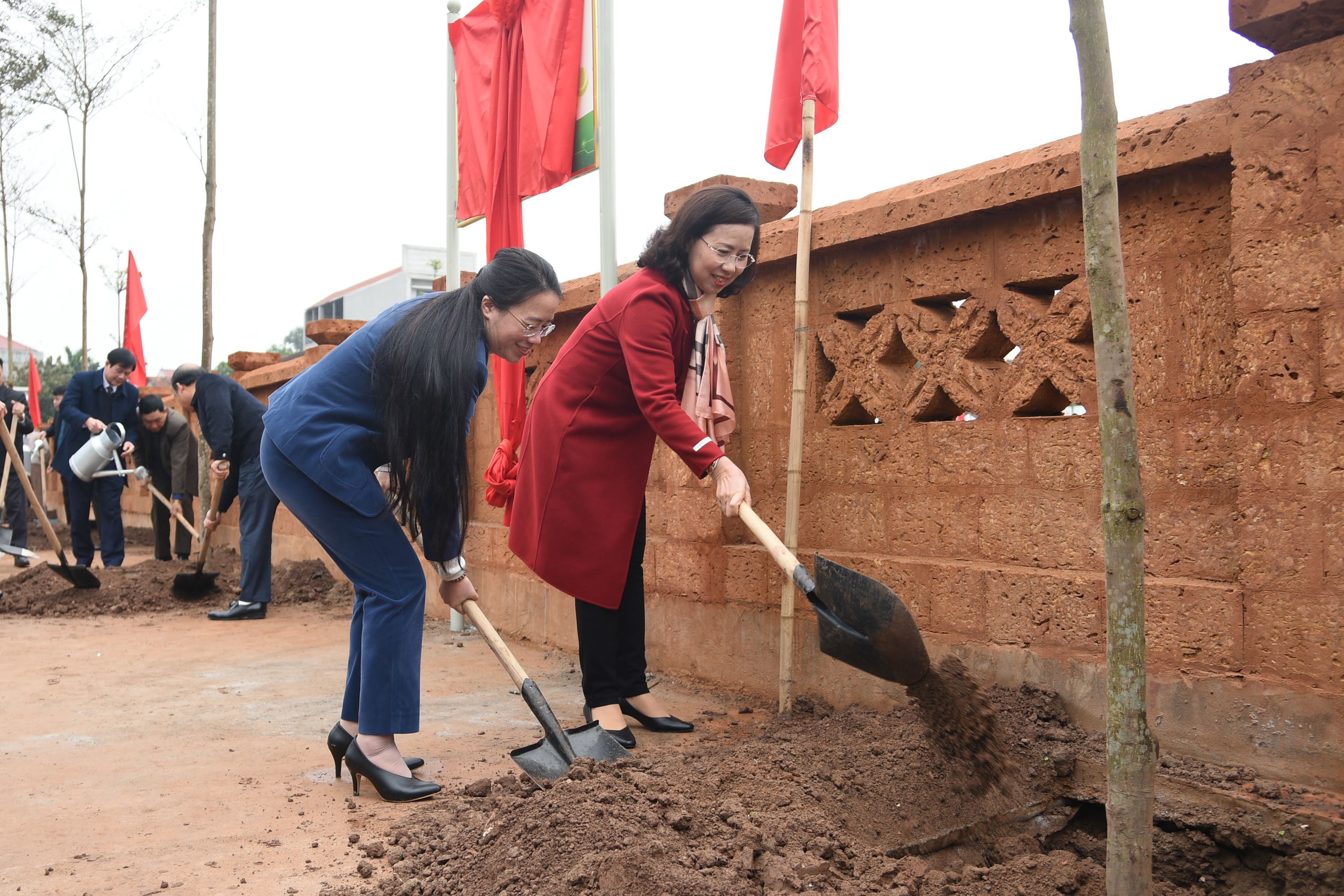 Hội Nông dân Hà Nội phát động Tết trồng cây và đợt thi đua chào mừng kỷ niệm 70 năm Ngày giải phóng Thủ đô- Ảnh 2.