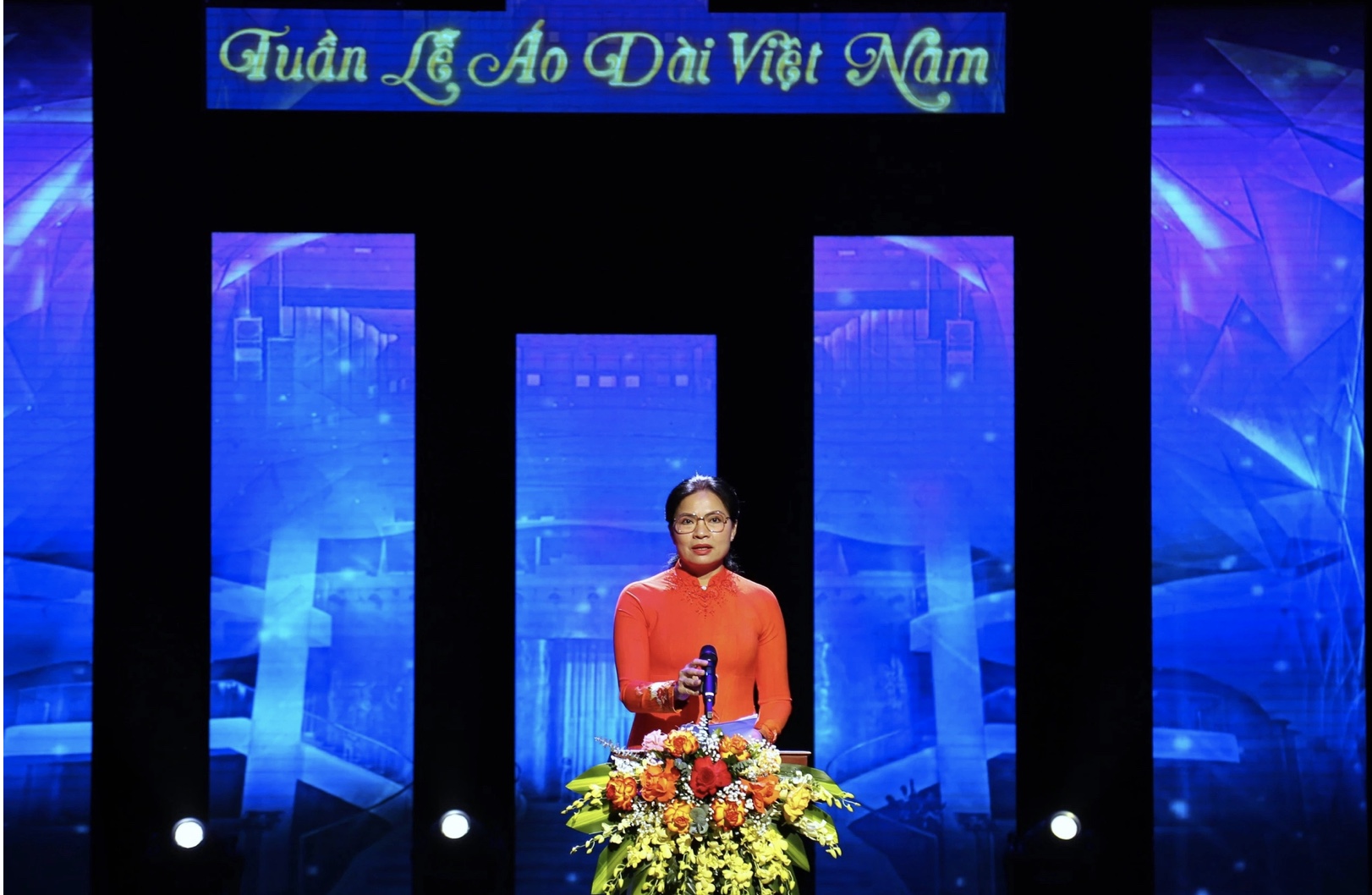 Phát huy giá trị di sản và quảng bá vẻ đẹp Việt thông qua "Tuần lễ Áo dài" năm 2024 - Ảnh 1.