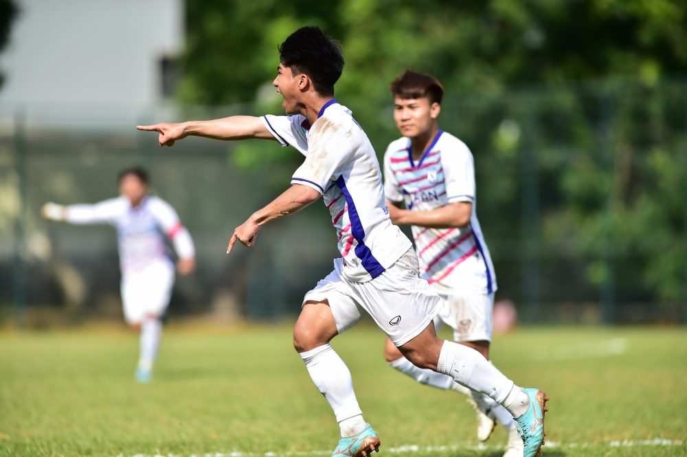 VCK Giải U19 quốc gia: Thắng U19 PVF, U19 SLNA gặp U19 Hà Nội ở bán kết - Ảnh 1.