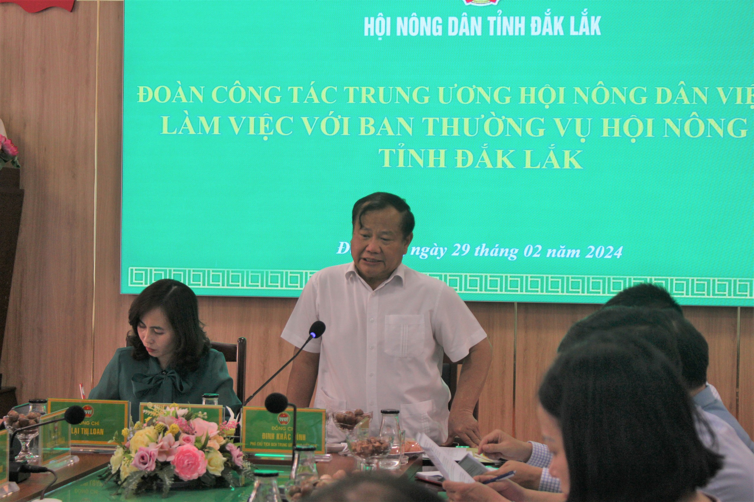 Đoàn công tác Trung ương Hội Nông dân Việt Nam làm việc với Hội Nông dân tỉnh Đắk Lắk- Ảnh 2.