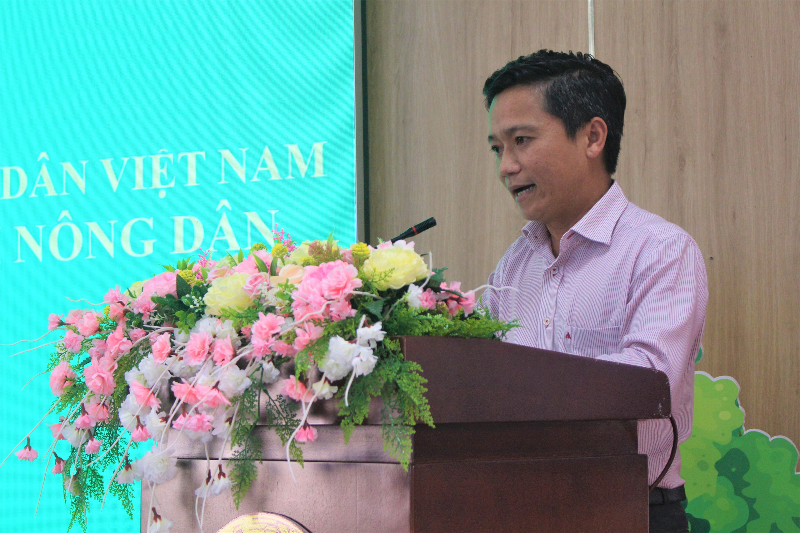 Đoàn công tác Trung ương Hội Nông dân Việt Nam làm việc với Hội Nông dân tỉnh Đắk Lắk- Ảnh 4.