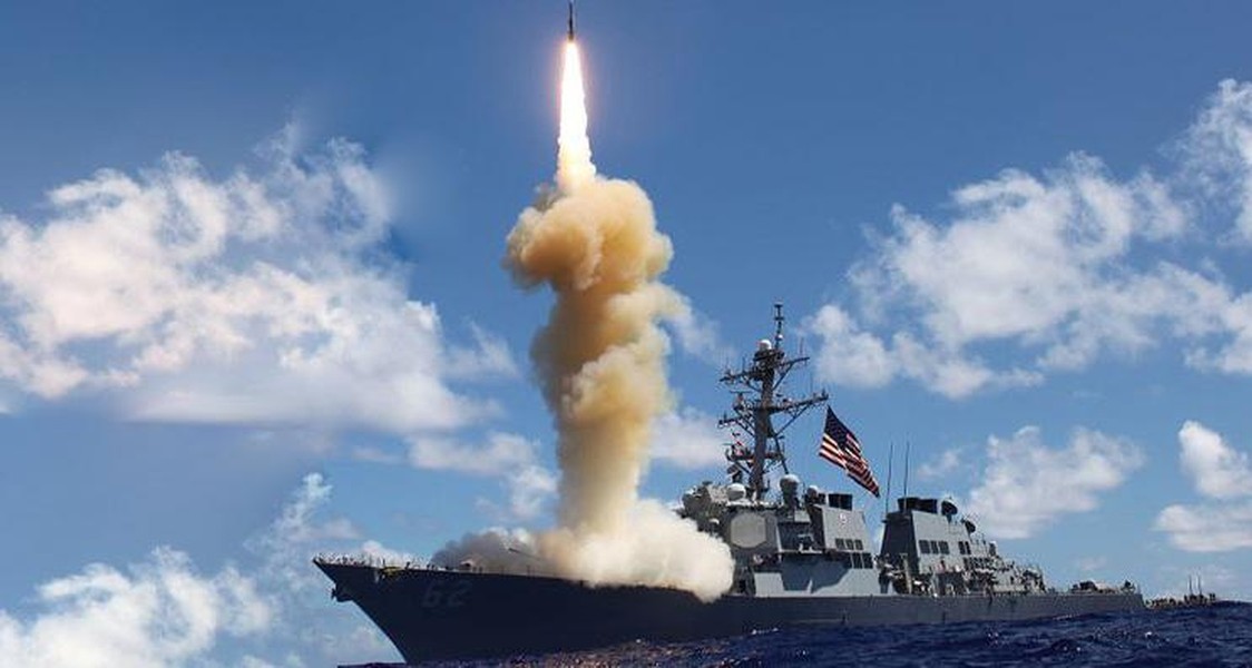 Mỹ phóng siêu tên lửa SM-6 trị giá 4,3 triệu USD đối phó Houthi- Ảnh 19.