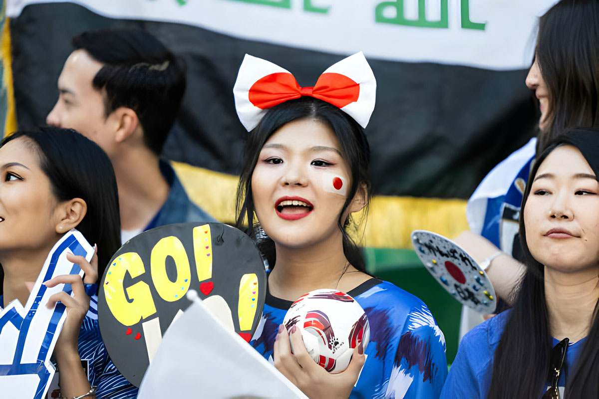 Chiêm ngưỡng nhan sắc dàn CĐV Nhật Bản tại Asian Cup 2024- Ảnh 13.