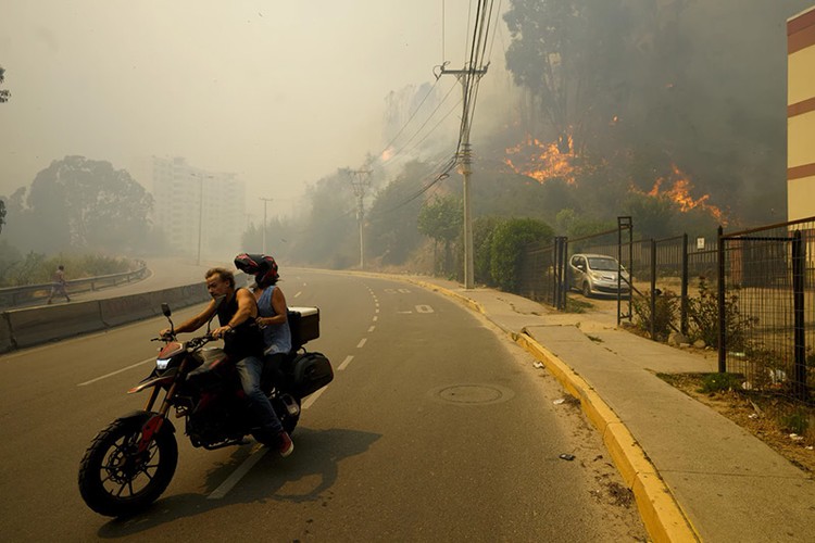 Hình ảnh cháy rừng hoành hành khiến ít nhất 46 người thiệt mạng- Ảnh 5.