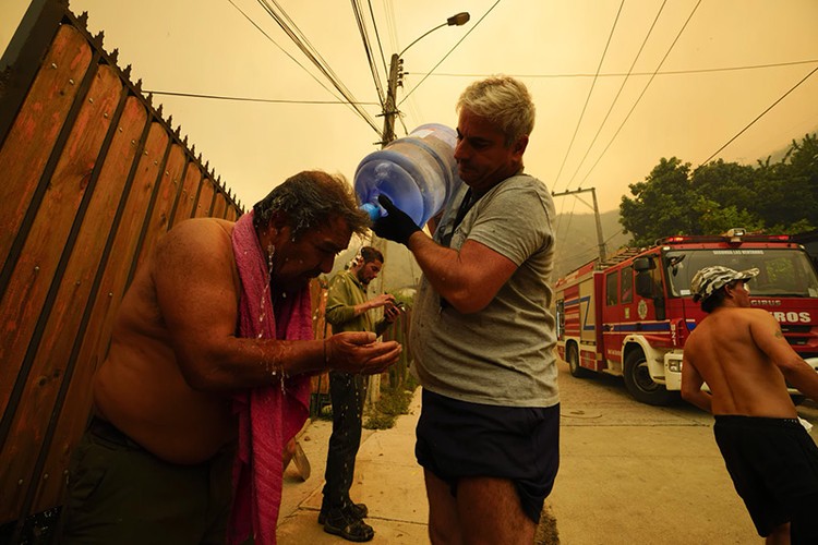 Hình ảnh cháy rừng hoành hành khiến ít nhất 46 người thiệt mạng- Ảnh 6.