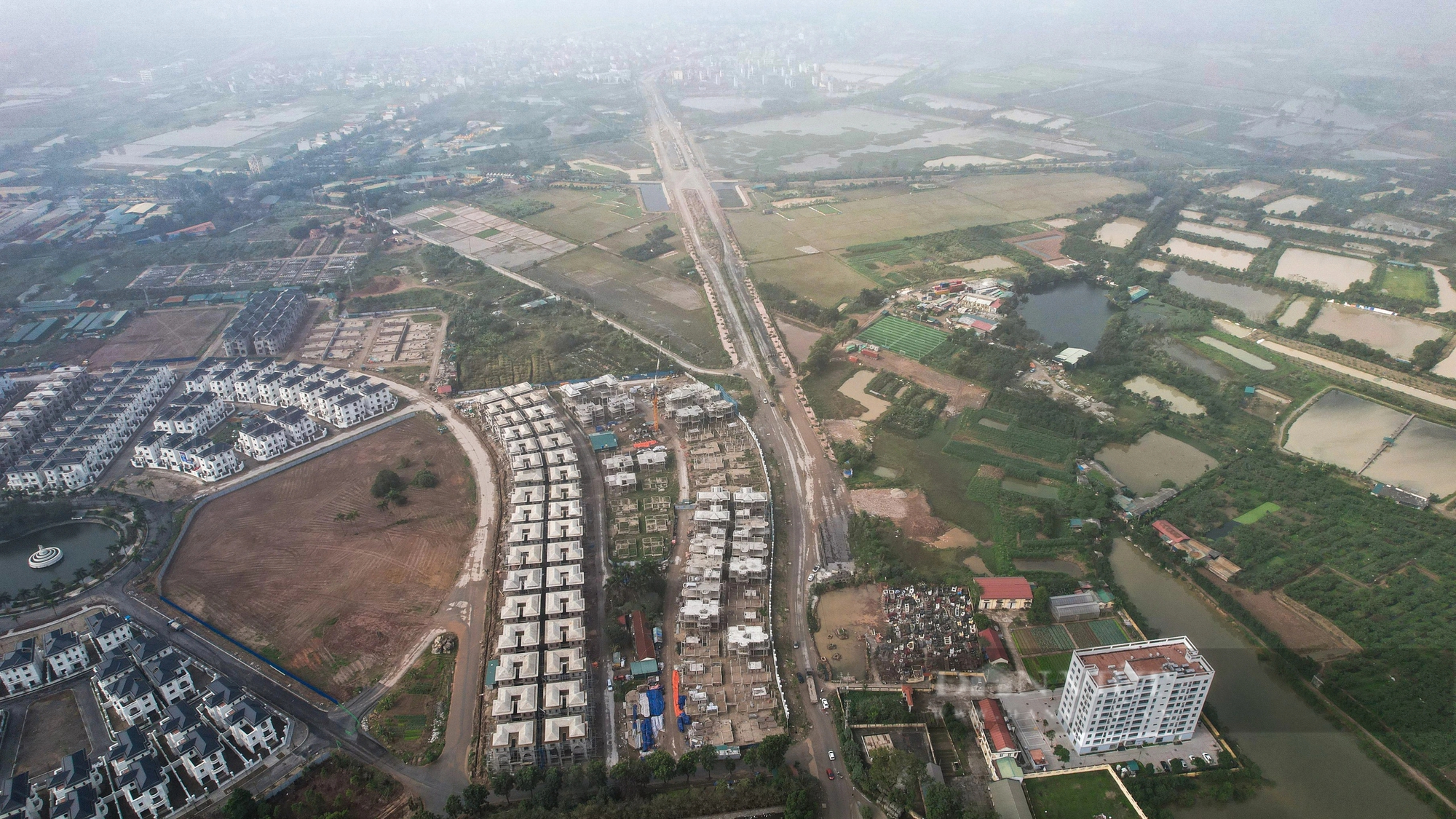 Hiện trạng tuyến đường gần 500 tỷ đồng ở Hà Nội sau 3 năm thi công- Ảnh 11.
