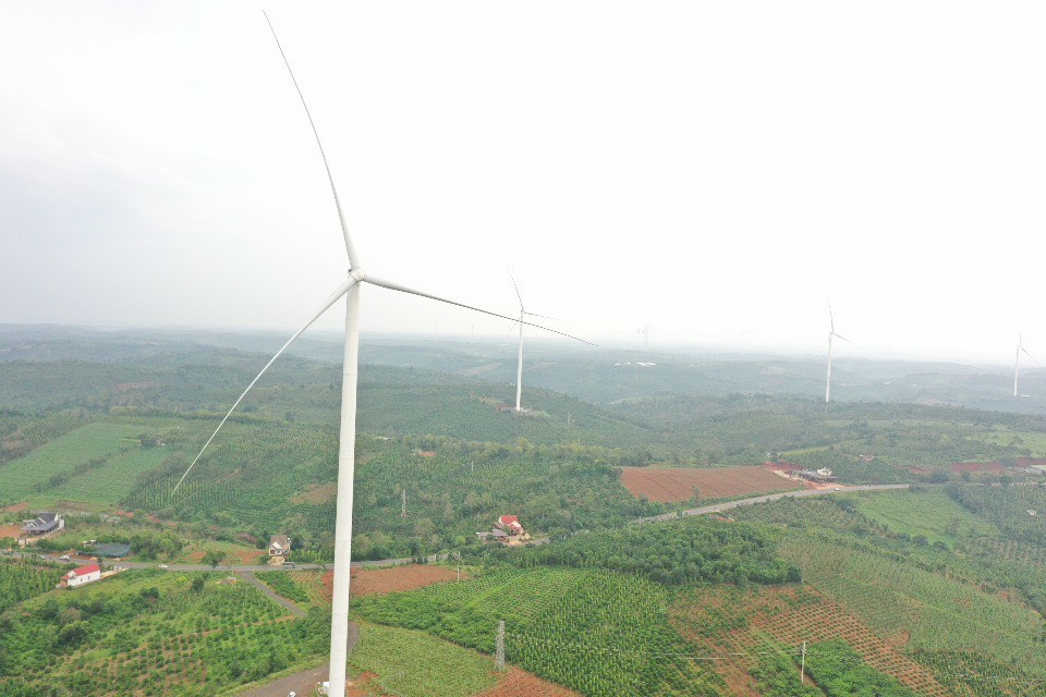 Nhiều dự án điện gió ở Đắk Nông bất động giữa trời- Ảnh 1.