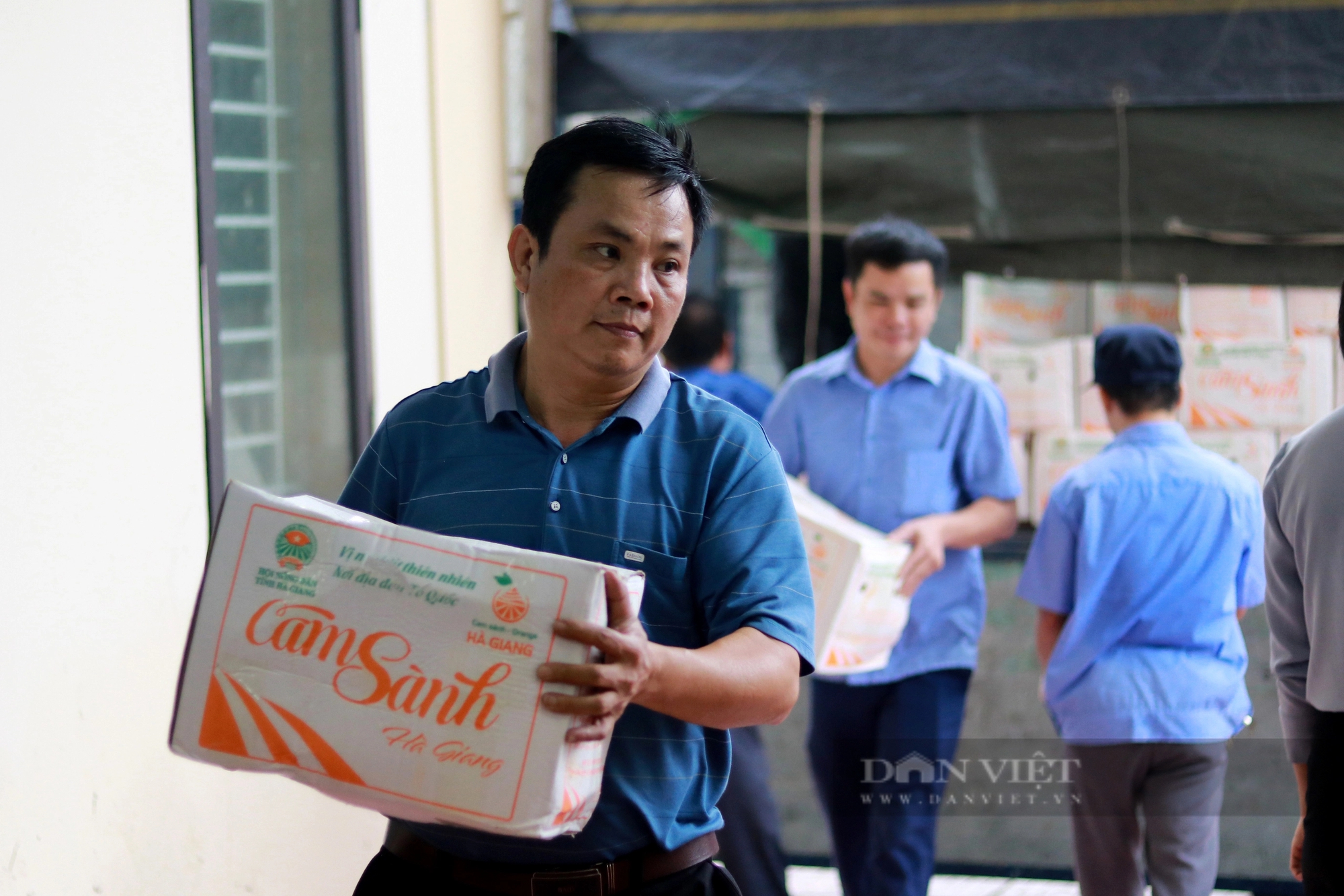 Hội Nông dân Hà Tĩnh hỗ trợ tiêu thụ 18 tấn cam sành cho nông dân Hà Giang - Ảnh 4.
