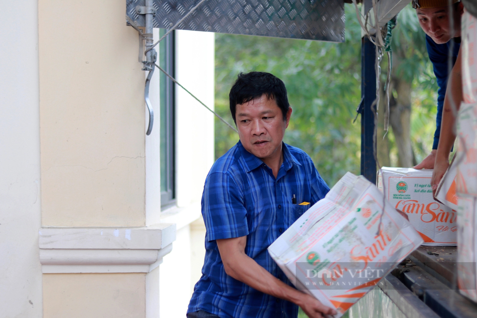 Hội Nông dân Hà Tĩnh hỗ trợ tiêu thụ 18 tấn cam sành cho nông dân Hà Giang - Ảnh 6.