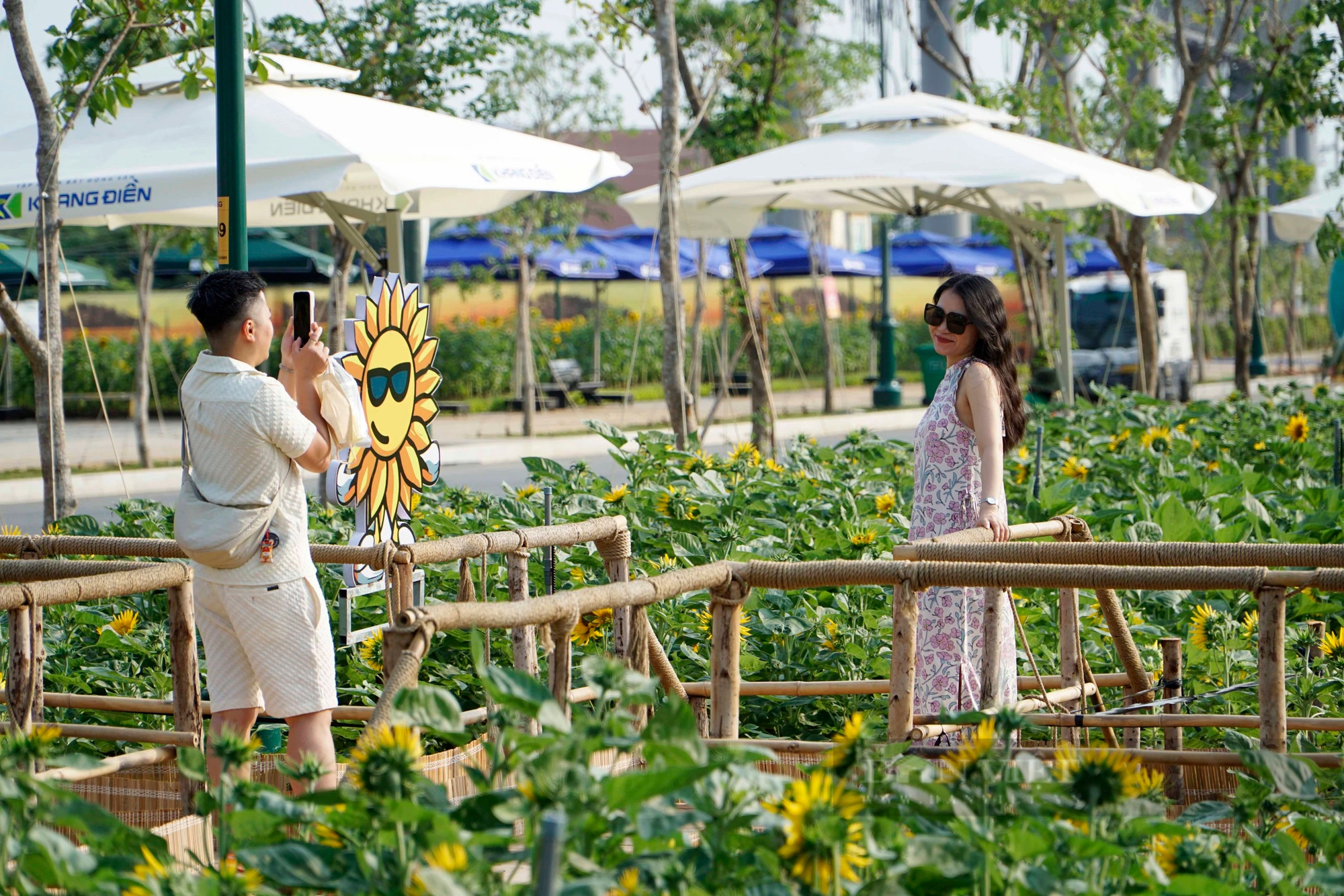 Công viên bờ sông Sài Gòn, điểm đến mới của người dân, du khách dịp Tết Nguyên đán- Ảnh 10.