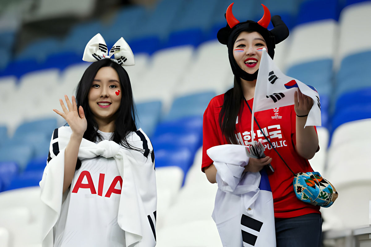 Mê mẩn với nhan sắc dàn CĐV Hàn Quốc tại Asian Cup 2024- Ảnh 10.